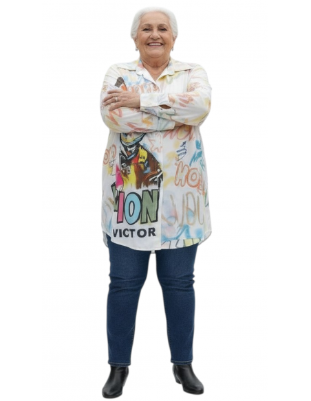 Blusa camisera blanca estampada