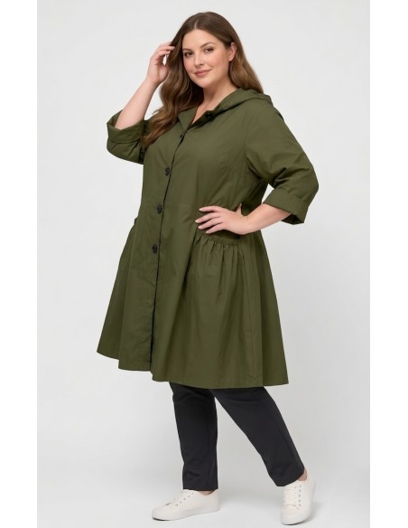 Gabardina corta verde militar tallas grandes corte evasé mujer.