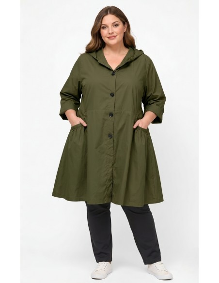 Chaqueta de entretiempo con capucha para mujer curvy color verde.