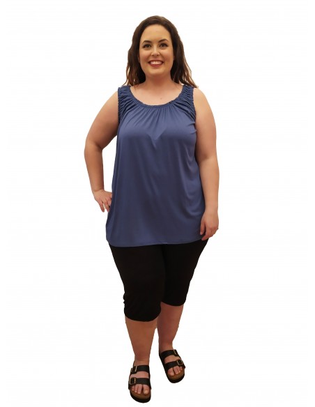 Pantalón Basic corto azul marino