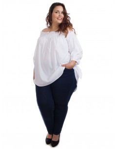 Blusa cuello barco blanca