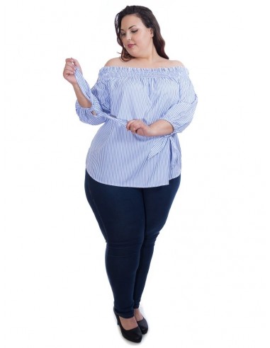 Blusa cuello barco azul rayitas